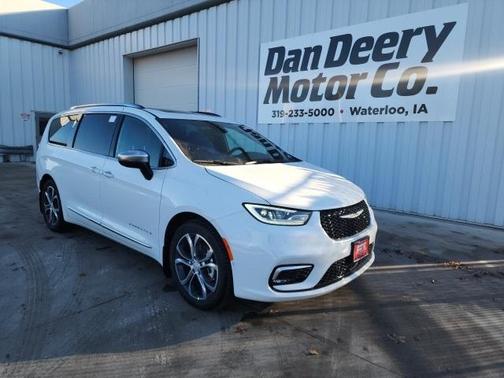 2026 Chrysler Pacifica Pinnacle