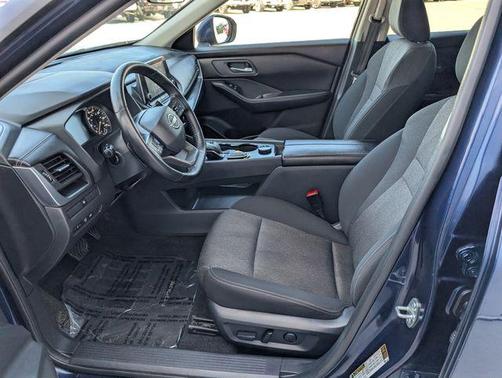 Deep Ocean Blue 2025 Nissan Rogue SV