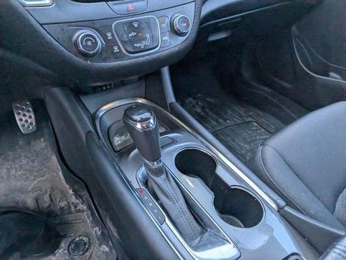 Champagne Silver 2016 Chevrolet Malibu 1LT