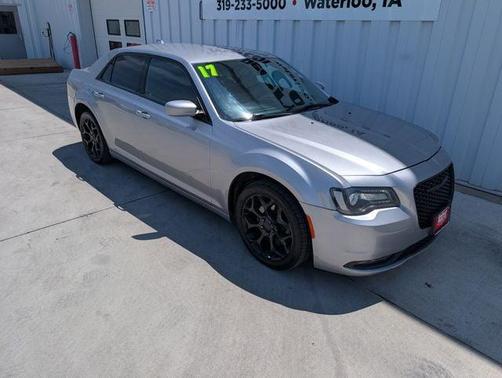 Billet Silver Metallic Clearcoat 2017 Chrysler 300 S