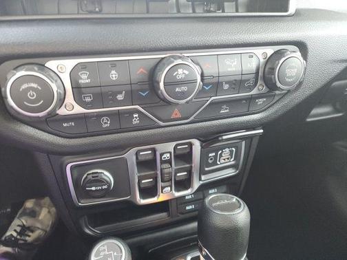 Mojito! Clearcoat 2026 Jeep Gladiator Sport