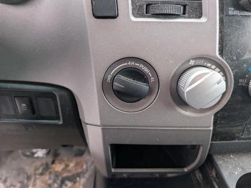 2013 Toyota Tundra Grade