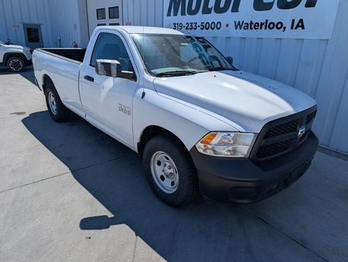 Bright White Clearcoat 2016 RAM 1500 Tradesman