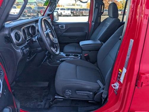 2022 Jeep Gladiator Overland