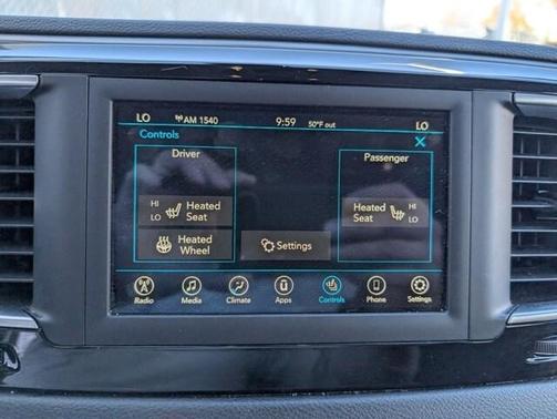 2020 Chrysler Pacifica Touring-L