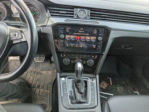 Pure White 2019 Volkswagen Arteon 2.0T SE R-Line