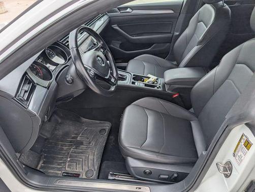 Pure White 2019 Volkswagen Arteon 2.0T SE R-Line