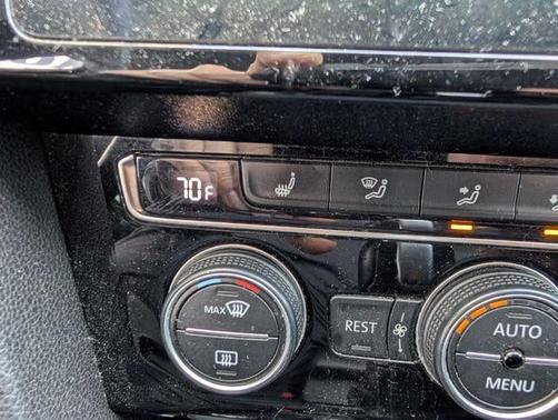 Pure White 2019 Volkswagen Arteon 2.0T SE R-Line