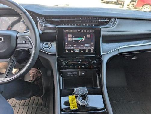 Velvet Red Pearlcoat 2023 Jeep Grand Cherokee Altitude