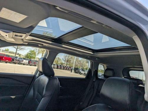 Boulder Gray Pearl 2023 Nissan Rogue SL