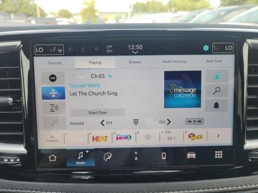 2026 Chrysler Pacifica Select