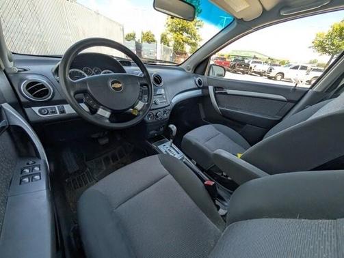 2011 Chevrolet Aveo LT
