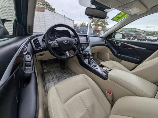 2016 INFINITI Q50 3.0T Premium