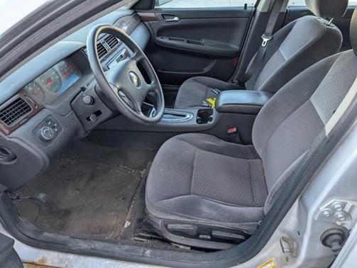 2010 Chevrolet Impala LS