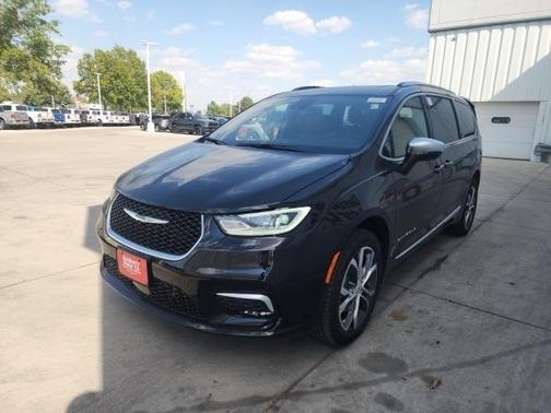 2026 Chrysler Pacifica Pinnacle