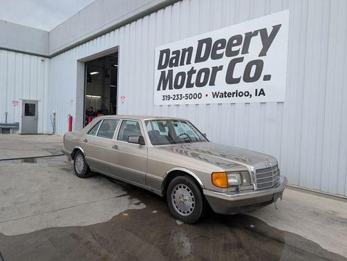 Silver 1991 Mercedes-Benz S-Class 350SDL