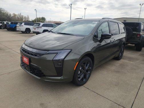 Olive Green Pearlcoat 2027 Chrysler Pacifica LIMITED