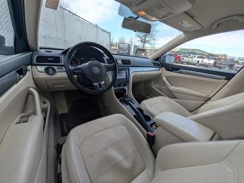 2015 Volkswagen Passat 1.8T Limited Edition