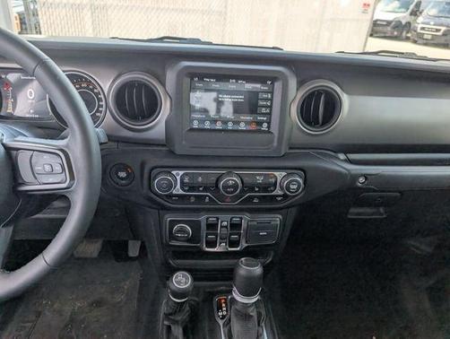 Black Clearcoat 2023 Jeep Gladiator Sport