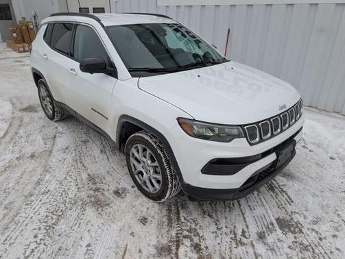 2022 Jeep Compass Latitude Lux