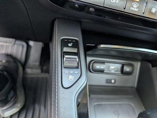 Glacial White Pearl 2022 Kia Telluride EX