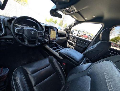 Diamond Black 2019 RAM 1500 Laramie