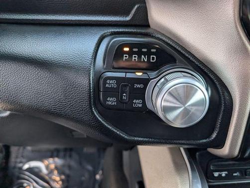 Diamond Black 2019 RAM 1500 Laramie