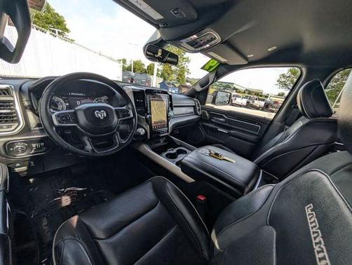 Diamond Black 2019 RAM 1500 Laramie