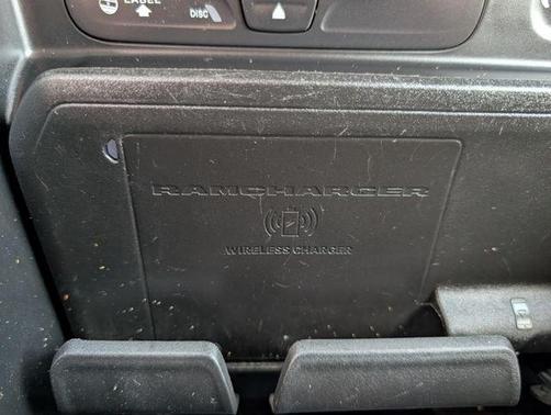 Diamond Black 2019 RAM 1500 Laramie