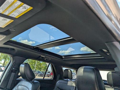 Magnetic 2020 Ford Explorer XLT