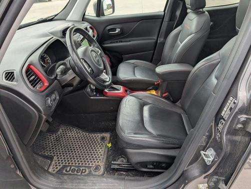 Granite Crystal Clearcoat Metallic 2021 Jeep Renegade Trailhawk