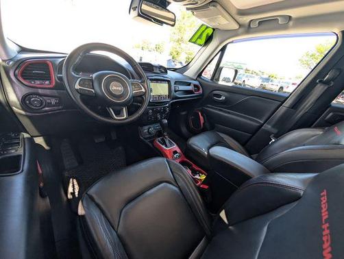 Granite Crystal Clearcoat Metallic 2021 Jeep Renegade Trailhawk