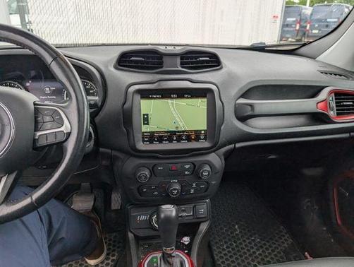 Granite Crystal Clearcoat Metallic 2021 Jeep Renegade Trailhawk