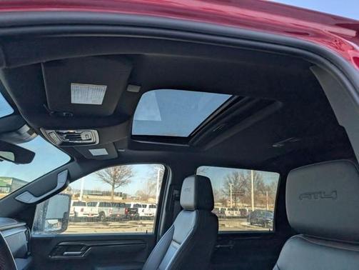 2025 GMC Sierra 2500 AT4