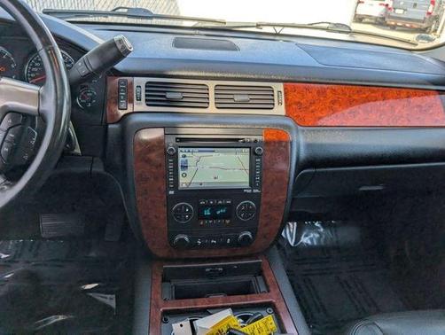 Summit White 2013 Chevrolet Tahoe LTZ