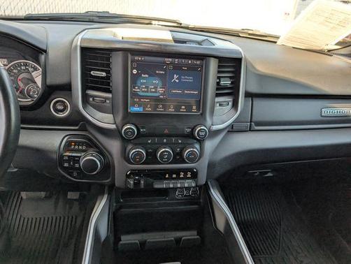 Bright White Clearcoat 2023 RAM 1500 Big Horn