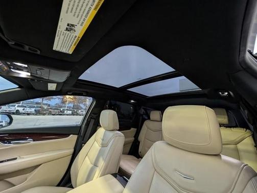 2019 Cadillac XT5 Premium Luxury