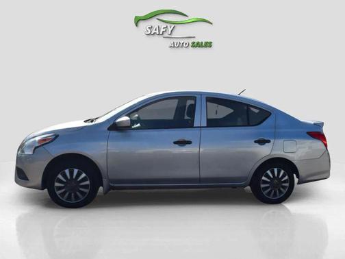 2018 Nissan Versa 1.6 S+