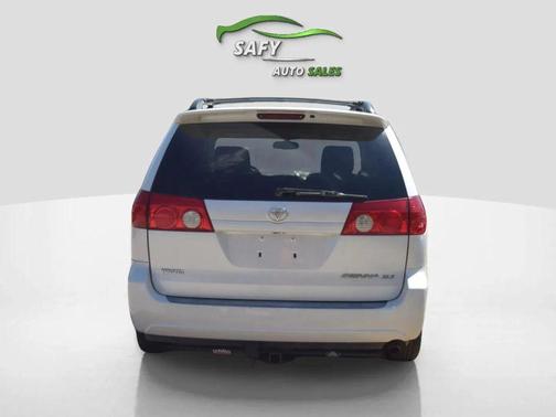 2007 Toyota Sienna XLE