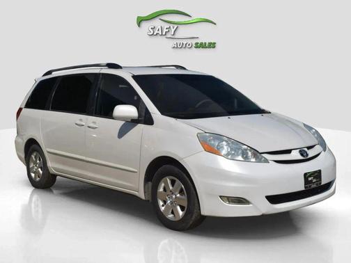 2007 Toyota Sienna XLE