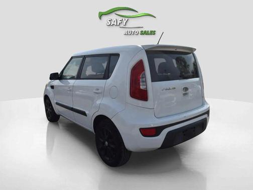 2013 Kia Soul +