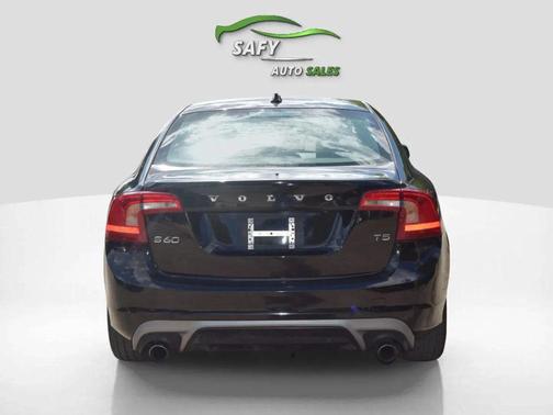2017 Volvo S60 T5 Dynamic