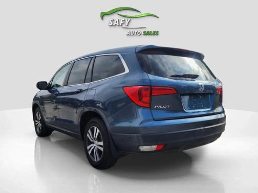 Modern Steel Metallic 2017 Honda Pilot EX-L