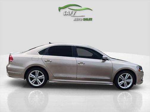2015 Volkswagen Passat 3.6L V6 DSG SEL Premium