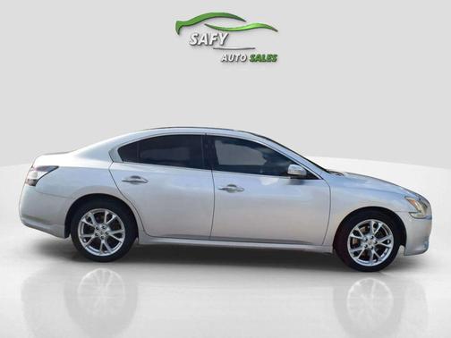 2014 Nissan Maxima SV