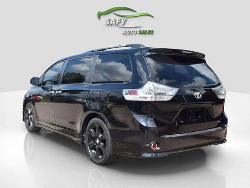 2014 Toyota Sienna SE