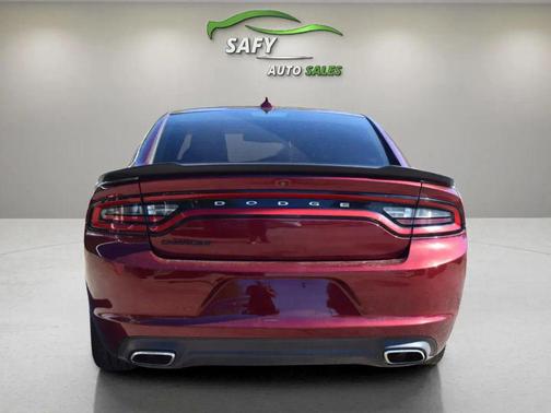 2017 Dodge Charger SXT