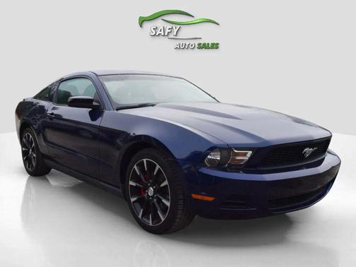 2012 Ford Mustang Coupe 2D