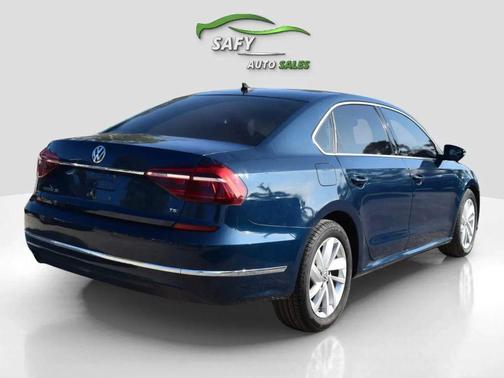 2018 Volkswagen Passat 2.0T SE