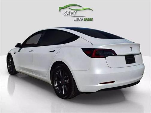 2023 Tesla Model 3 Standard Range